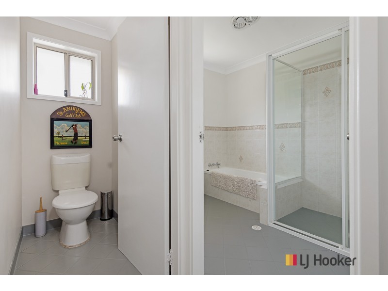 3 Banks Place, Sunshine Bay NSW 2536