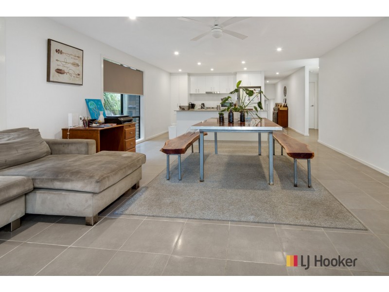 6 Litchfield Crescent, Long Beach NSW 2536