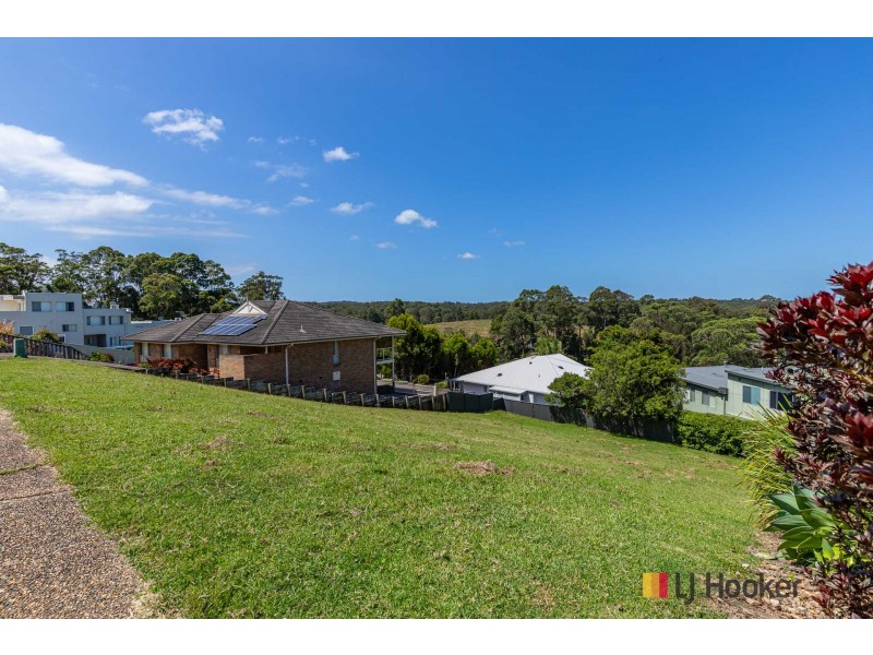 33 Mary Place, Long Beach NSW 2536
