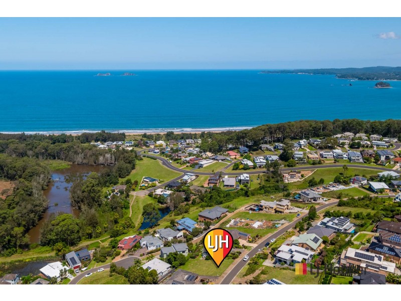 33 Mary Place, Long Beach NSW 2536