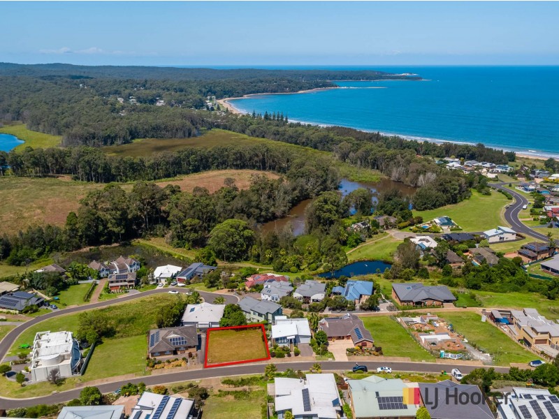 33 Mary Place, Long Beach NSW 2536