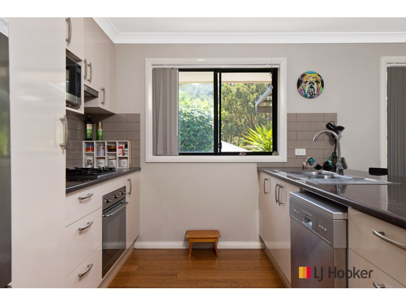 4 Elford Way, Malua Bay NSW 2536