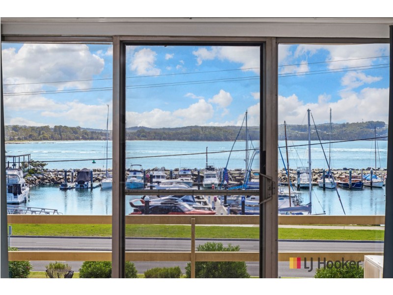 2/84 Beach Road, Batemans Bay NSW 2536