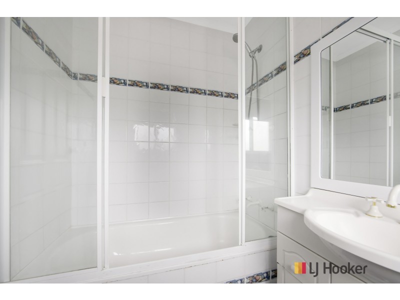 2/84 Beach Road, Batemans Bay NSW 2536