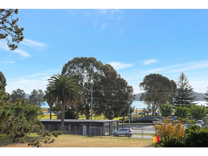 8/2-6 Matthew Parade, Batehaven NSW 2536