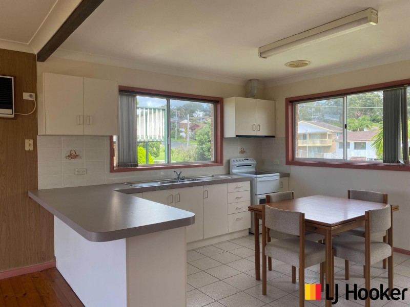 8 Malua Street, Malua Bay NSW 2536