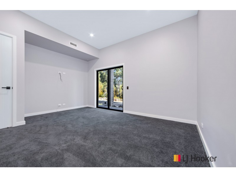 60 Bellbird Drive, Malua Bay NSW 2536