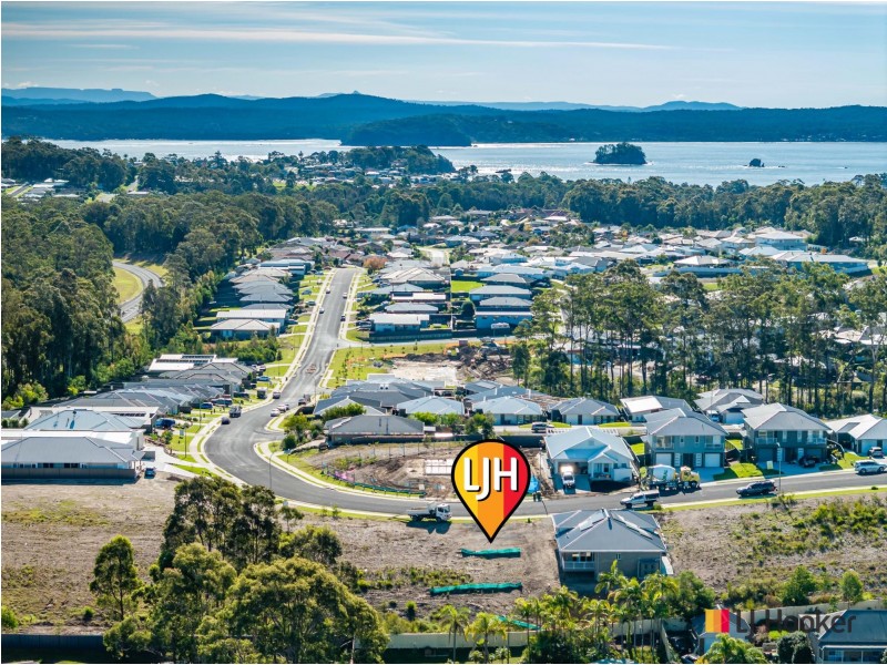 90 Freycinet Drive, Sunshine Bay NSW 2536