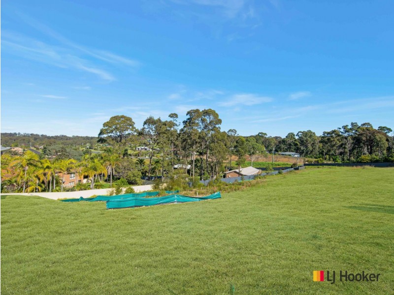 90 Freycinet Drive, Sunshine Bay NSW 2536