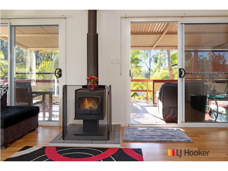 2/476 Tomakin Road, Tomakin NSW 2537