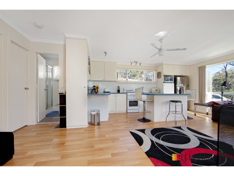 2/476 Tomakin Road, Tomakin NSW 2537