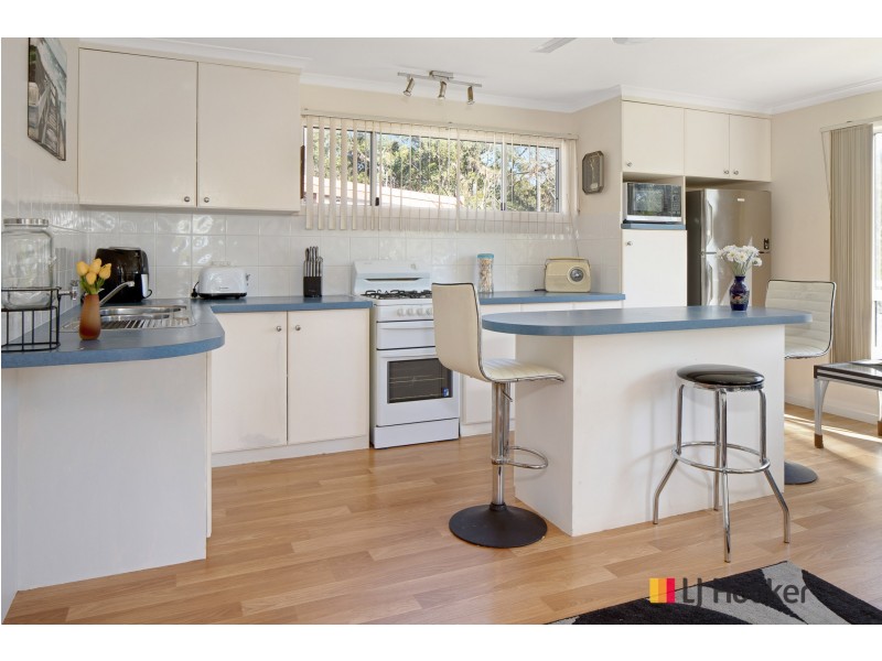 2/476 Tomakin Road, Tomakin NSW 2537