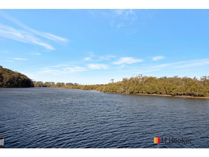 2/476 Tomakin Road, Tomakin NSW 2537