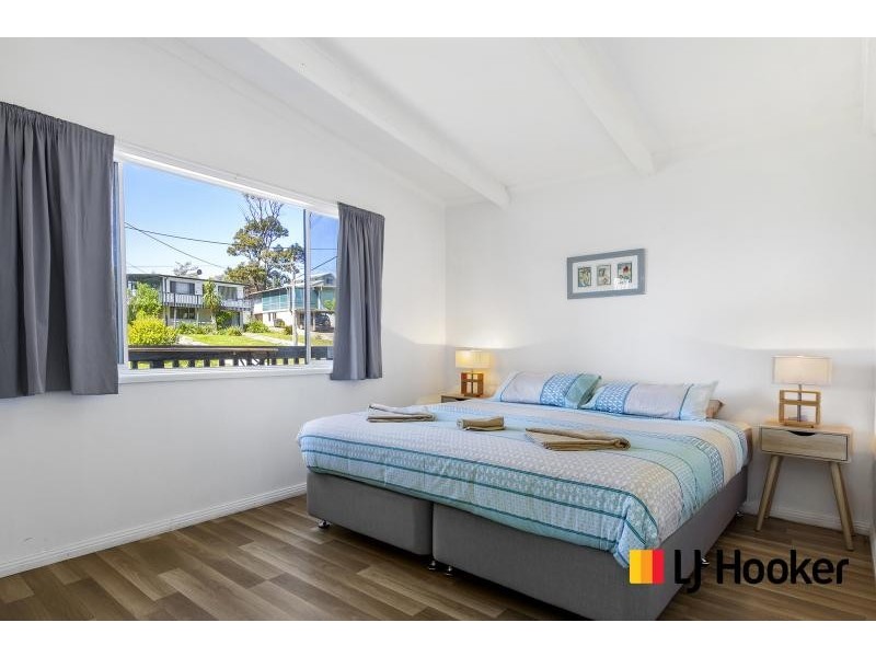 7 Euroka Avenue, Malua Bay NSW 2536