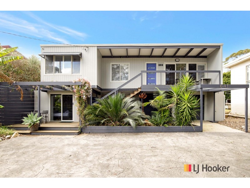 641 Beach Road, Surf Beach NSW 2536