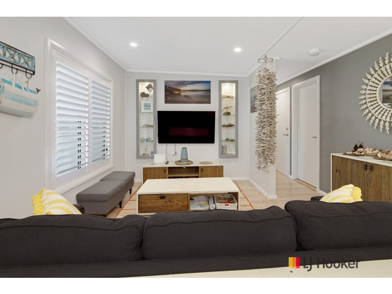 641 Beach Road, Surf Beach NSW 2536