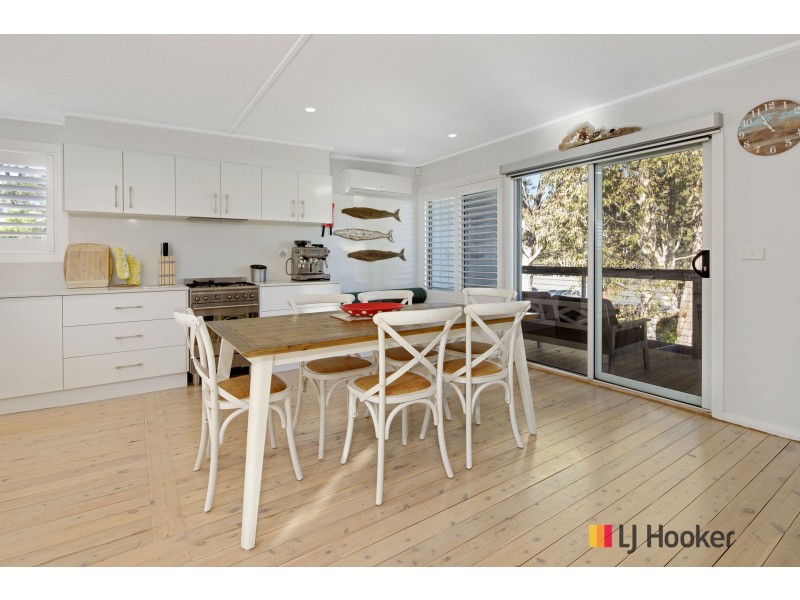 641 Beach Road, Surf Beach NSW 2536