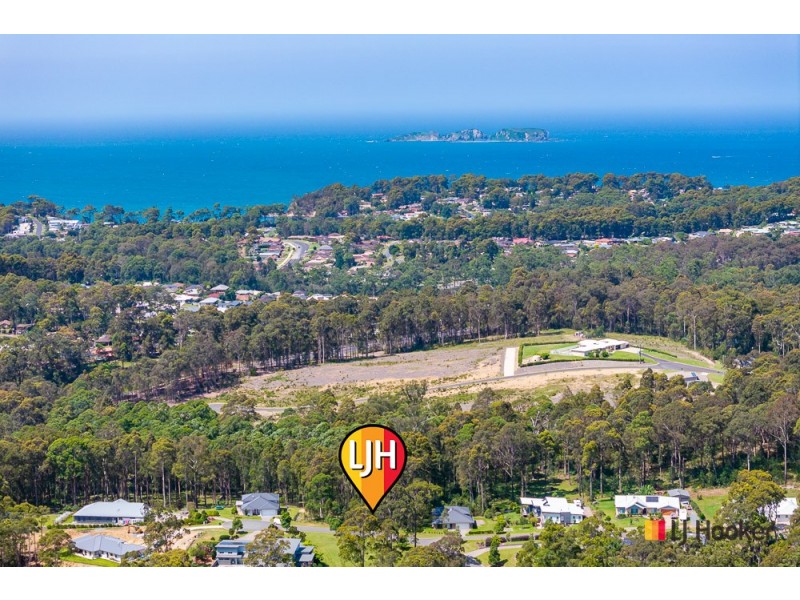 13 Woodlot Place, Batehaven NSW 2536