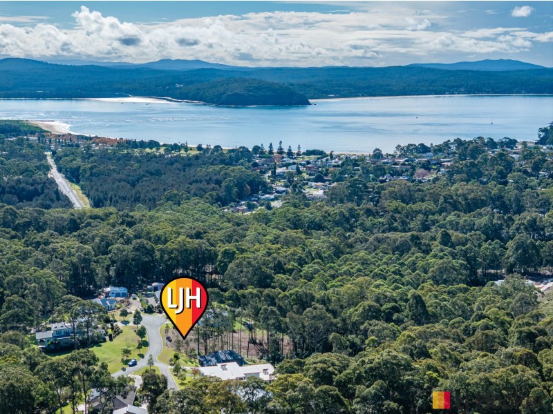 13 Woodlot Place, Batehaven NSW 2536