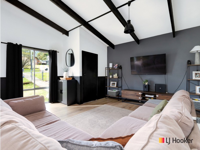 16 Pleasurelea Drive, Sunshine Bay NSW 2536