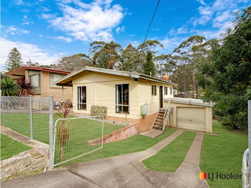 16 Pleasurelea Drive, Sunshine Bay NSW 2536