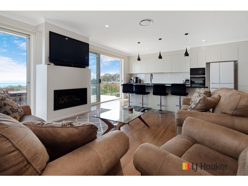 12 Mary Place, Long Beach NSW 2536