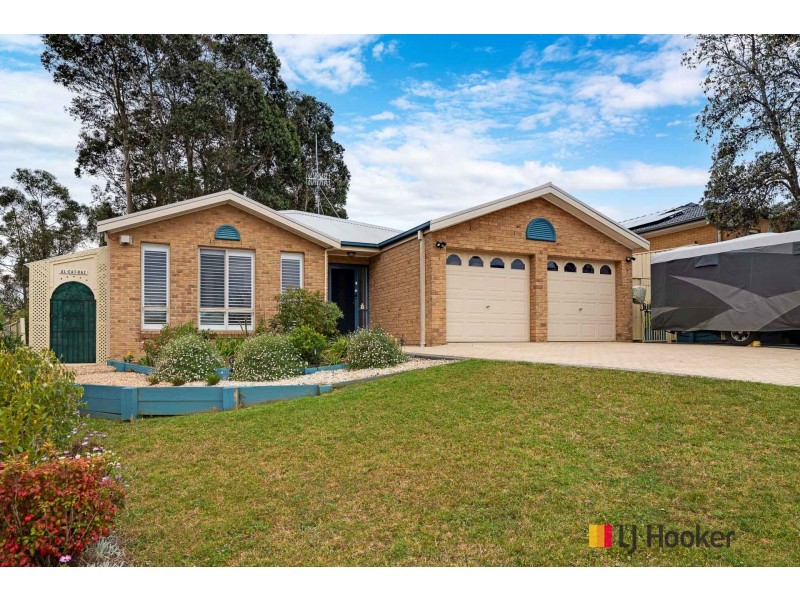 3 Stuart Place, Sunshine Bay NSW 2536