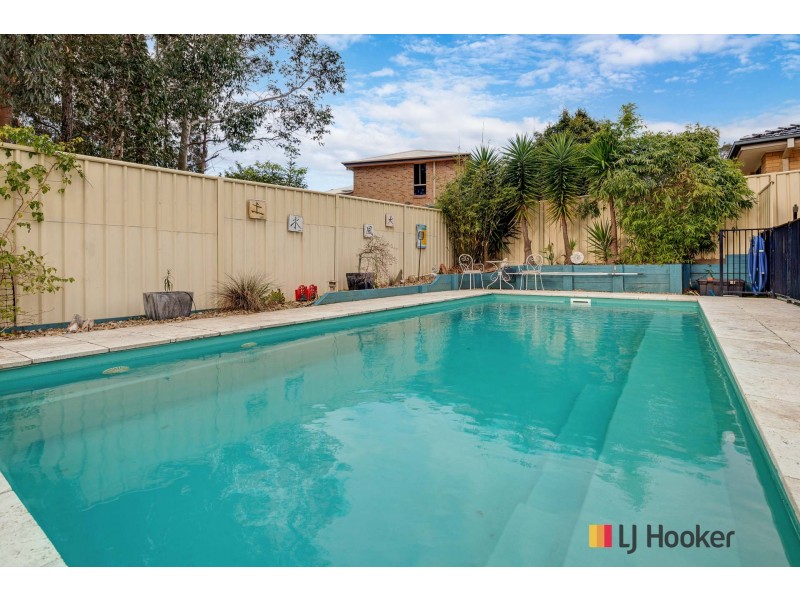 3 Stuart Place, Sunshine Bay NSW 2536