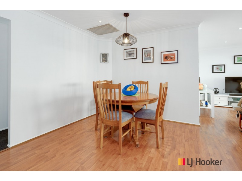 3 Stuart Place, Sunshine Bay NSW 2536