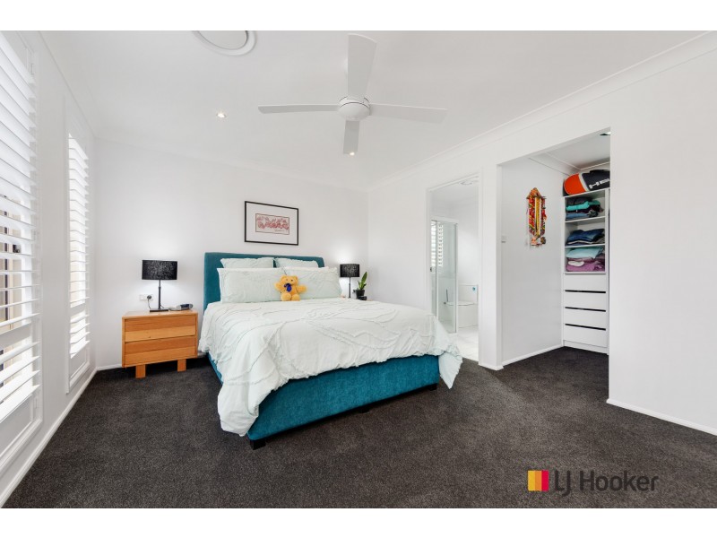 3 Stuart Place, Sunshine Bay NSW 2536