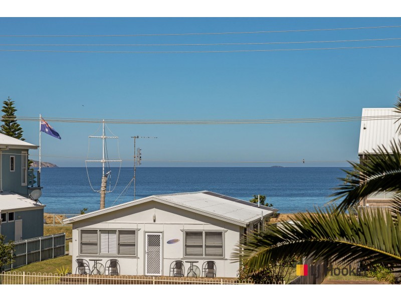 13 Sandy Place, Long Beach NSW 2536