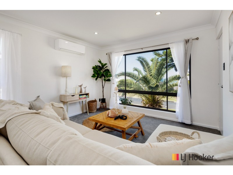 13 Sandy Place, Long Beach NSW 2536