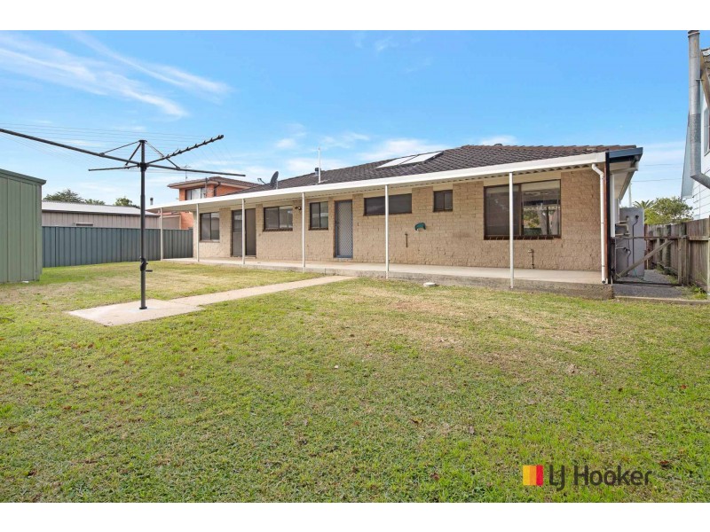 17 Foam Street, Surfside NSW 2536
