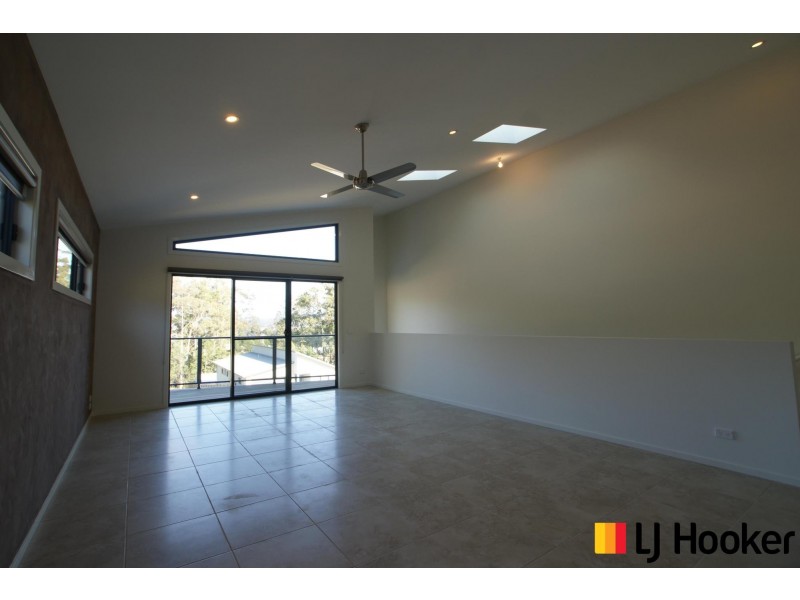 42B Broomfield Cres, Long Beach NSW 2536