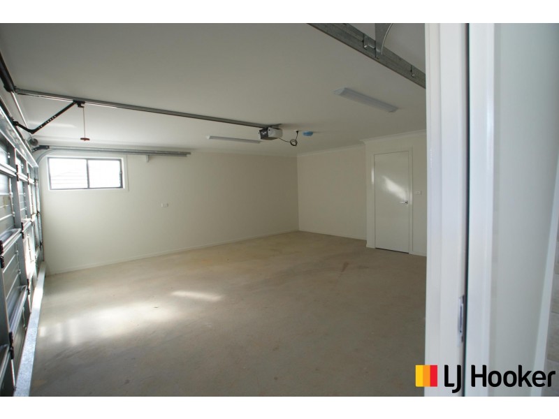 42B Broomfield Cres, Long Beach NSW 2536