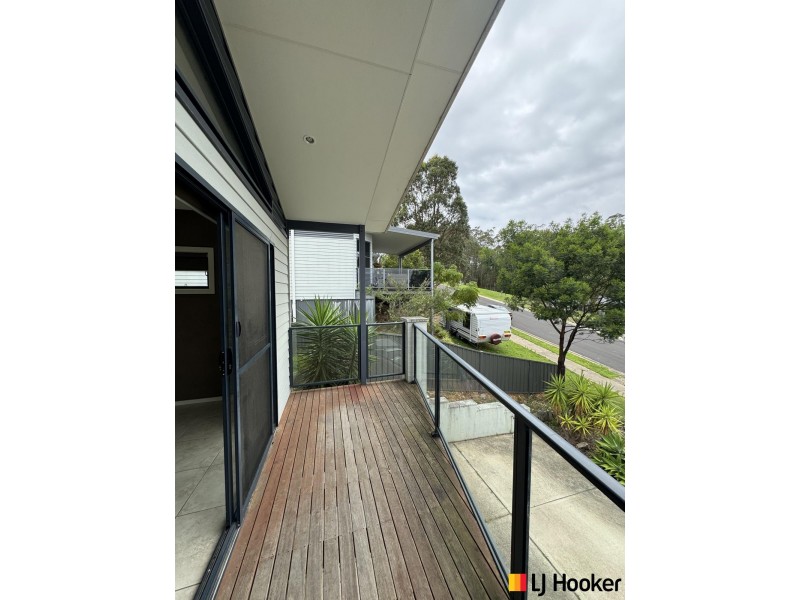 42B Broomfield Cres, Long Beach NSW 2536