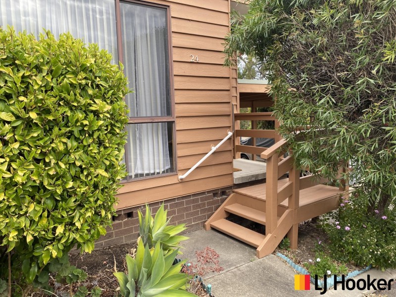 24/12 Old Princes Highway, Batemans Bay NSW 2536