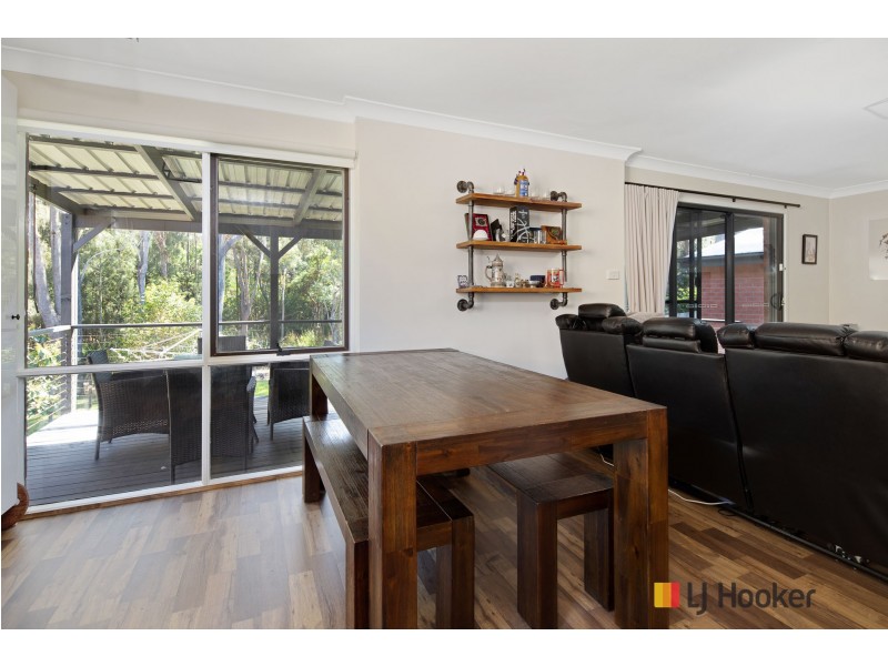 103 Maloneys Drive, Maloneys Beach NSW 2536