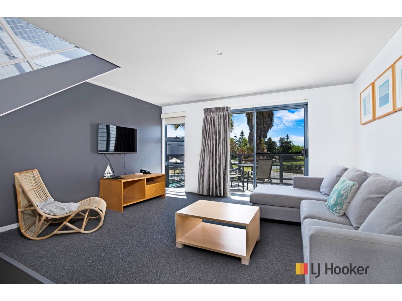 204/202-208 Beach Road, Batehaven NSW 2536