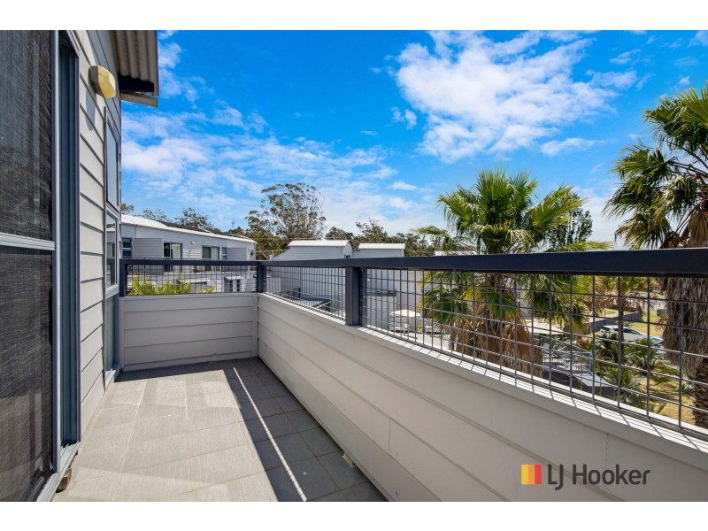 204/202-208 Beach Road, Batehaven NSW 2536