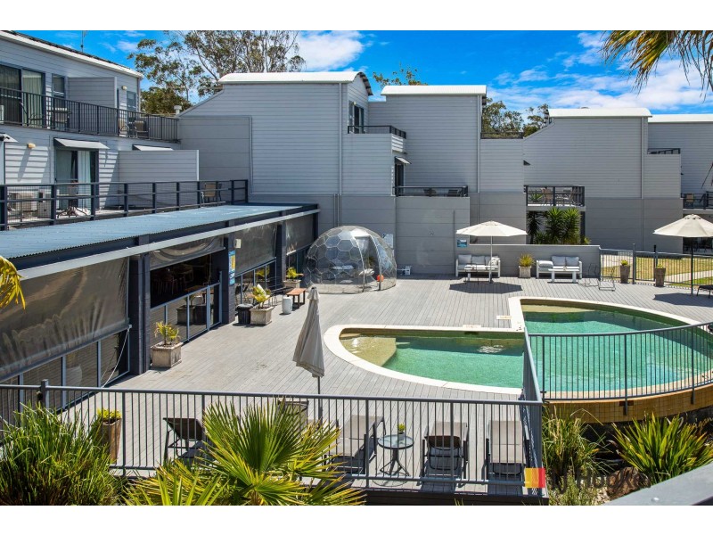 204/202-208 Beach Road, Batehaven NSW 2536