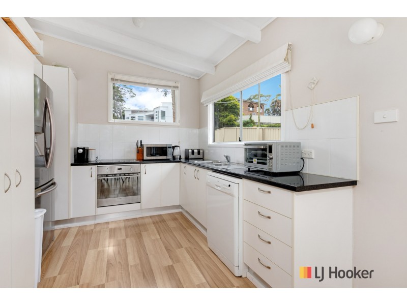 9 Tallawang Avenue, Malua Bay NSW 2536