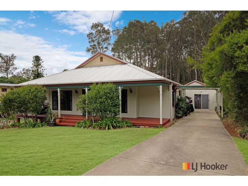 3 Sandpiper Place, Catalina NSW 2536