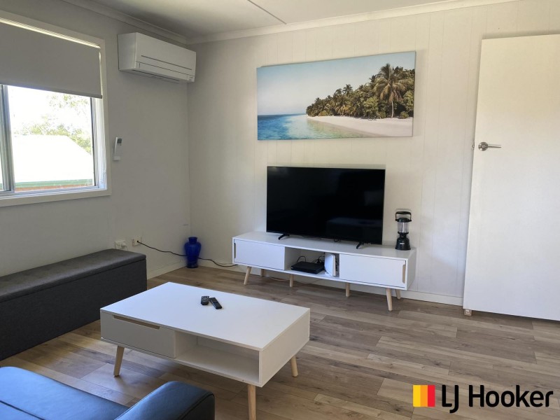 12 Berrima Parade, Surfside NSW 2536