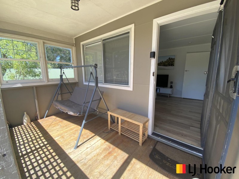 12 Berrima Parade, Surfside NSW 2536