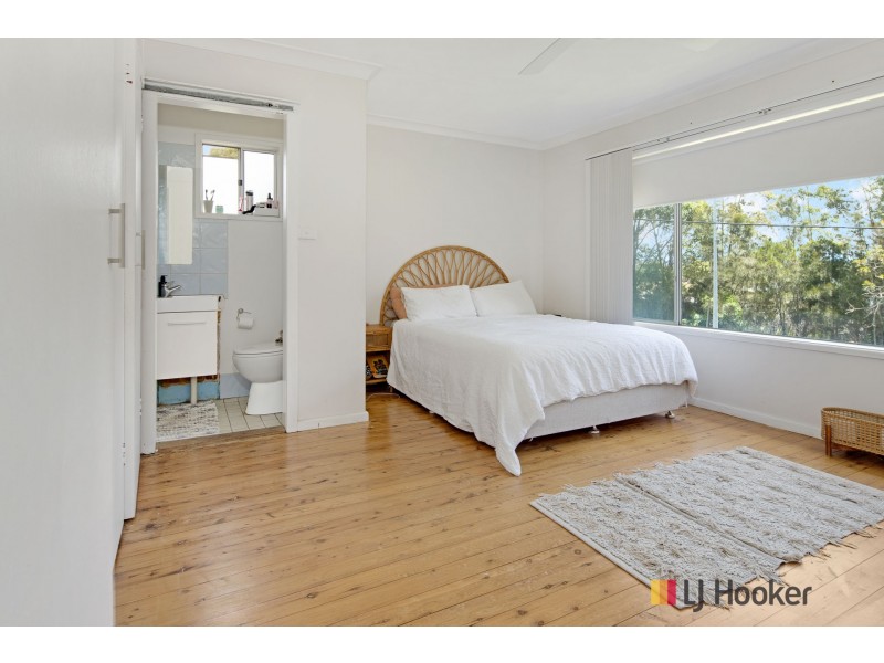 288 Beach Road, Batehaven NSW 2536