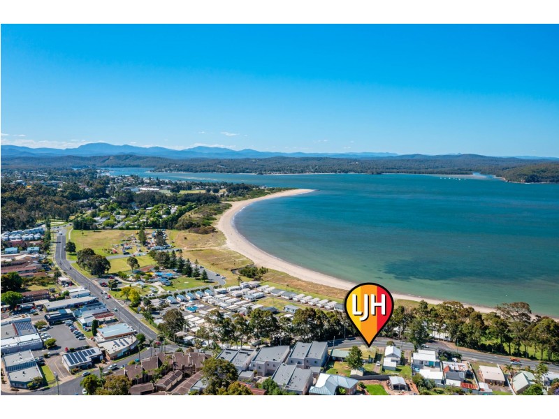 288 Beach Road, Batehaven NSW 2536