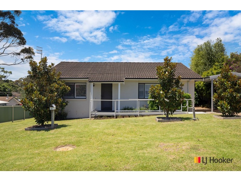 28 Pacific Road, Surf Beach NSW 2536