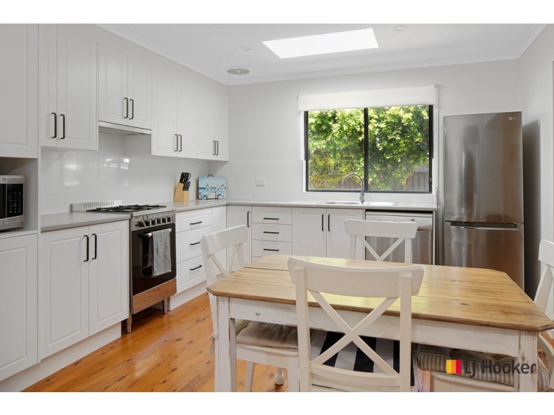 28 Pacific Road, Surf Beach NSW 2536