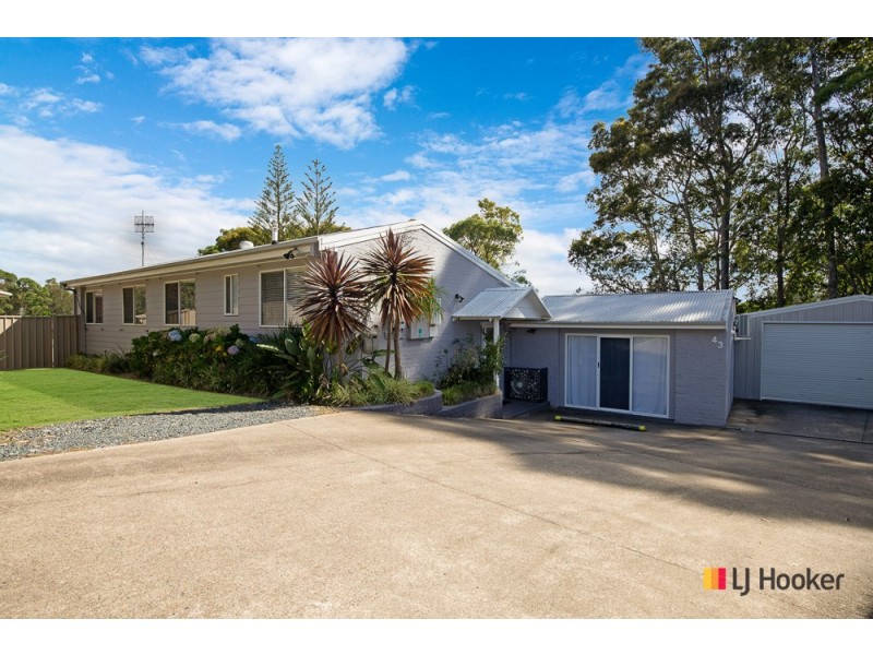 43 Edward Road, Batehaven NSW 2536